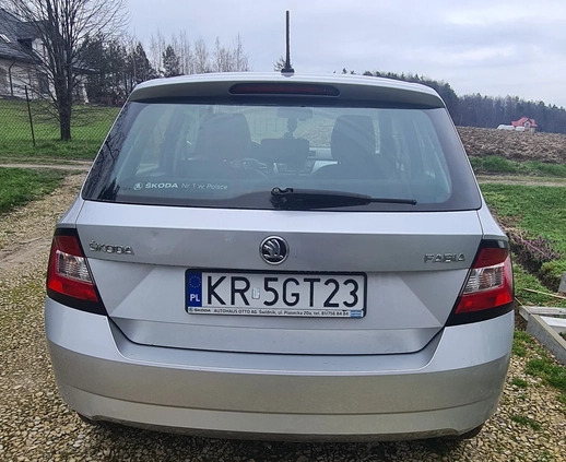 Skoda Fabia cena 25500 przebieg: 198000, rok produkcji 2018 z Kraków małe 172